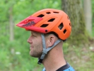 Test: Kellys Razor MIPS - MIPS helma od nehelmové firmy