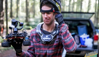 Video: Cam McCaul is Action Cam - netradiční  video natočení na akční kameru