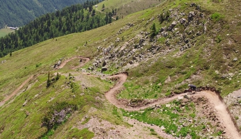 Video: The Bomb - nový enduro trail v Livignu