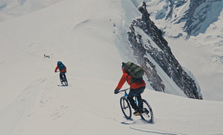 Na kole z Mera Peak: Předpremiéra dokumentu míří na filmová plátna