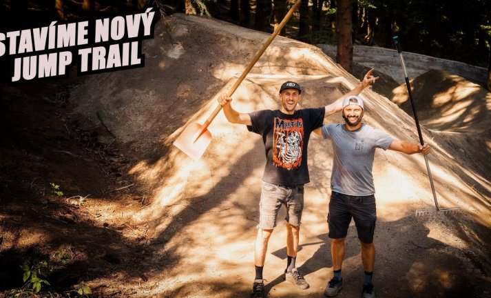 Dirtzilla 2.0? - v Kopřivné staví nový jump trail