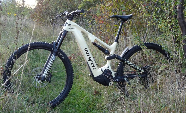 Test: Whyte Kado RS,  Anglán se smyslem pro zábavu