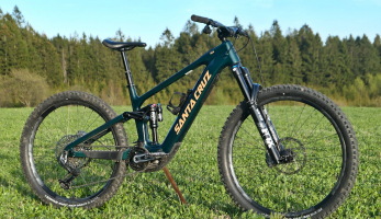 Test: ebike Santa Cruz Vala - i bez VPP zůstalo DNA Santy zachováno  