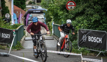 Video: O zlato v Bosch eBike Eliminator se bojovalo na krev