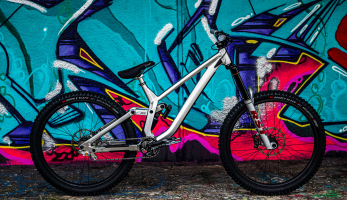 Bikecheck: Jakub Vencl postavil unikátní Rose Bikes Scrub