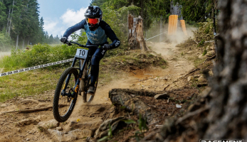 Na šumavském Špičáku se o víkendu jede iXC Downhill Cup - pojede se o 1900 Eur