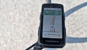 Vyzkoušeli jsme Mapy.com na cyklopočítači Hammerhead Karoo