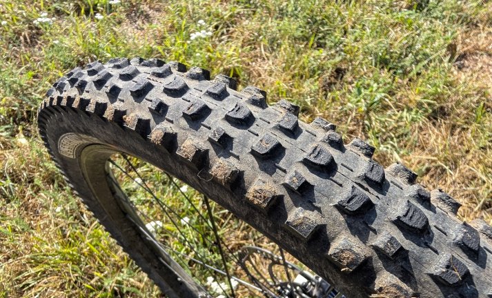 Test: druhá generace Maxxis Dissector II přichází s výrazně vylepšeným vzorkem