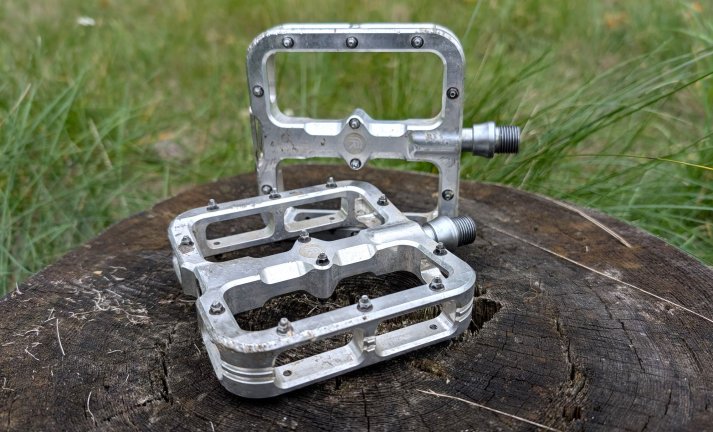 Test: PERO Tech Leg Eater - nerozbitné plně servisovatelné pedály vyráběné v ČR