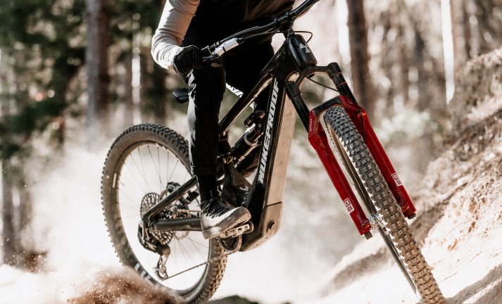 Vyzkoušeno: nový Rock Shox ZEB - nabídne neskutečnou linearitu a citlivost 