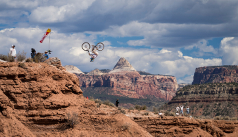 Red Bull Rampage 2026 - Robin Goomes si připisuje hattrick