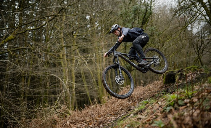Novinka: Syphon, Sythe a Karve - trailbike, endurko a ebike Whyte 