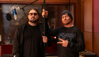 Bonus: James Cole - TEN, co slaví každý den